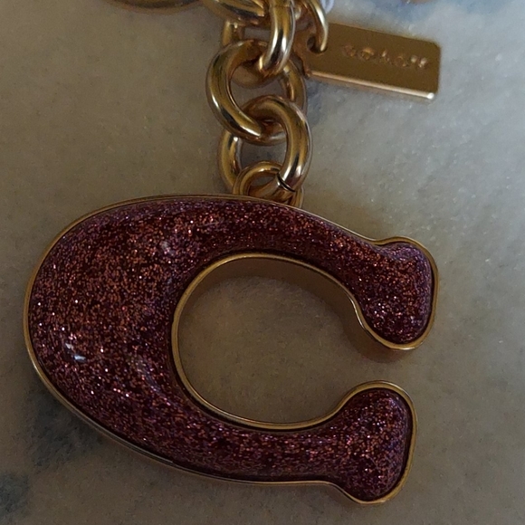 Signature Coach C Keychain - Picture 2 of 11